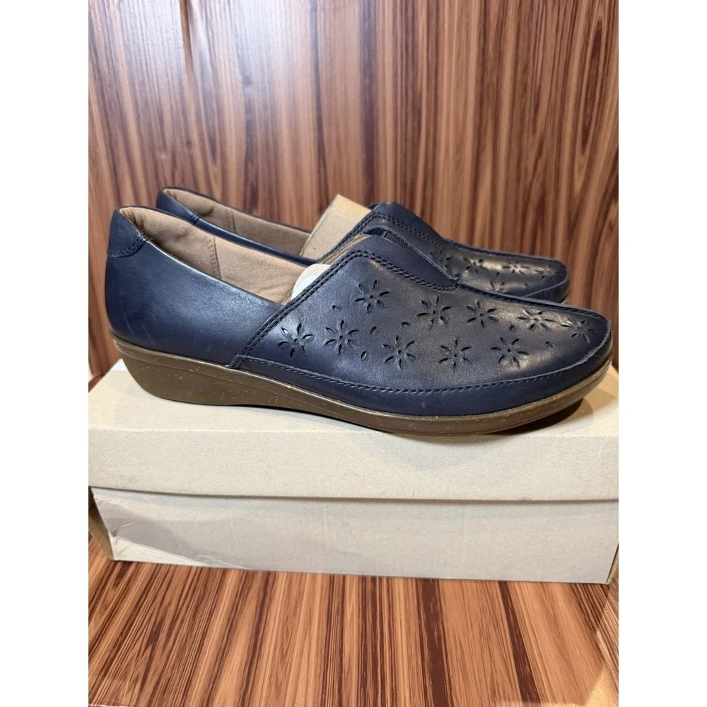 Clarks Everlay Dairyn Navy Leather Slip On Loafers Women's 9W Wide Comfort Shoes